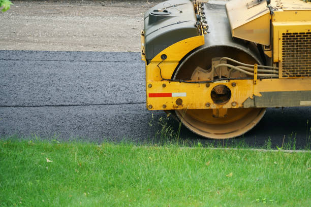 Best Professional Driveway Pavers  in East Highland Park, VA